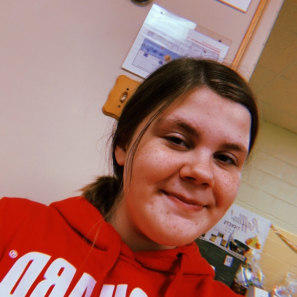 Meet your Posher, Sarah - Picture 1 of 1